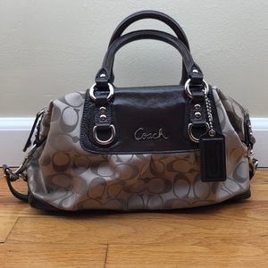 Coach Signature 2-way Satchel Bag